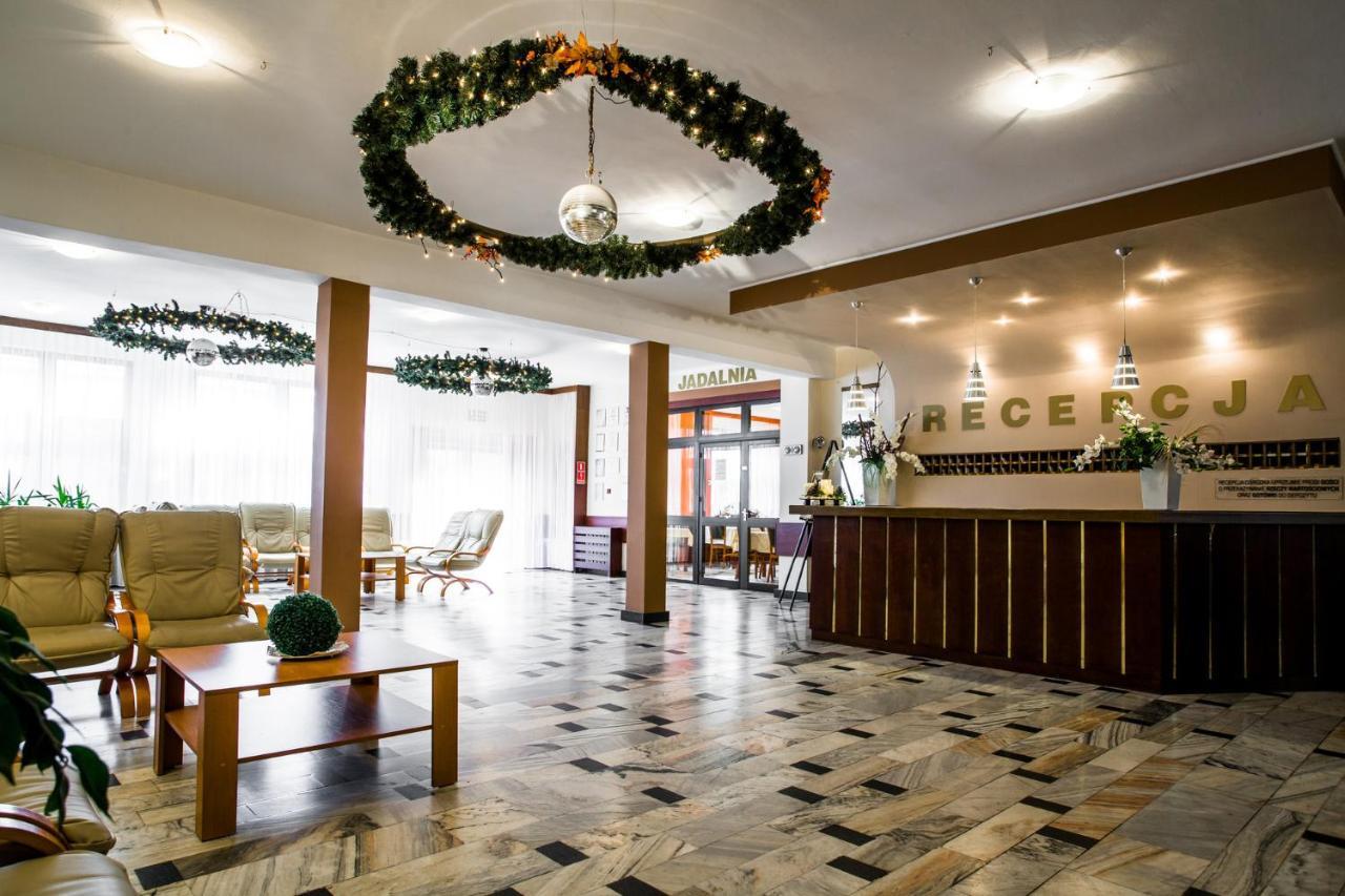 Hotel OW Inter Piast Dąbrówno Exterior foto